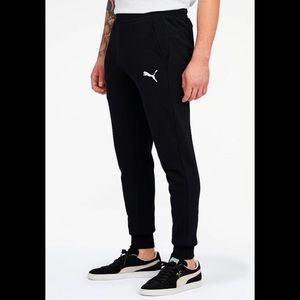 PUMA Essential Sweatpants
